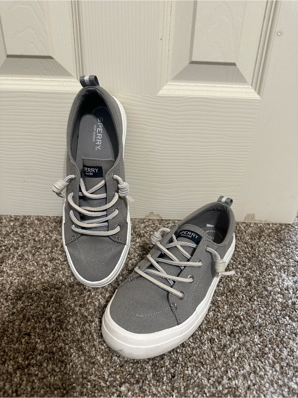 Sperry Gray Canvas Low-Top Lace Sneakers